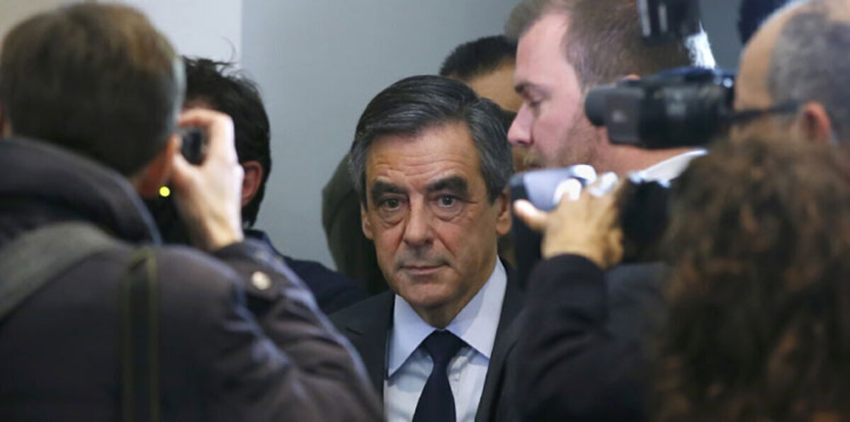 استطلاع يرجّح فوز فيون بانتخابات الرئاسة الفرنسية