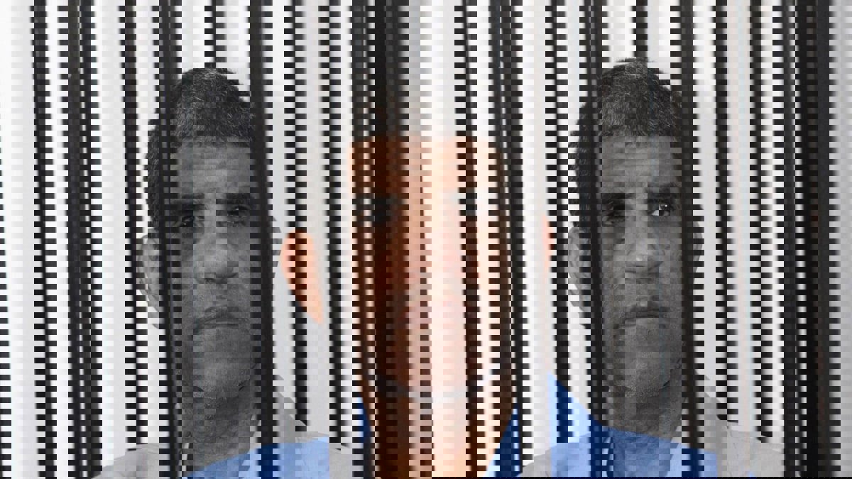 ليبيا.. تحذير من تدهور صحة رئيس مخابرات القذافي عبدالله السنوسي