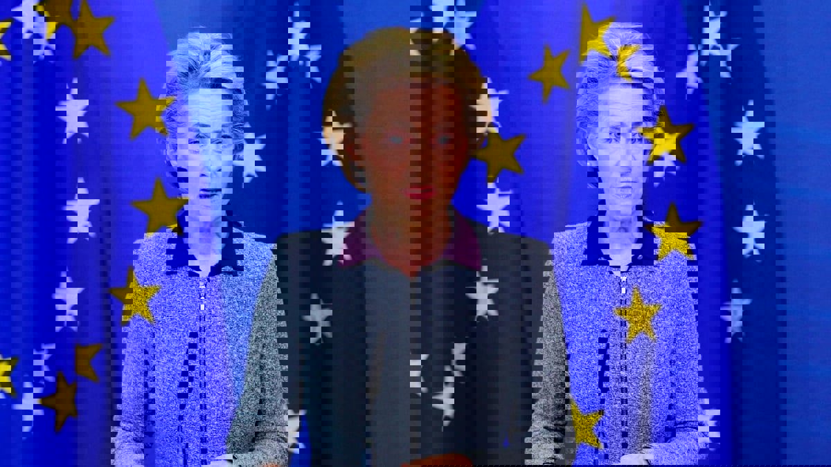 رئيسة المفوضية الأوروبية تحذر تركيا من أي محاولة لـ"ترهيب" جيرانها