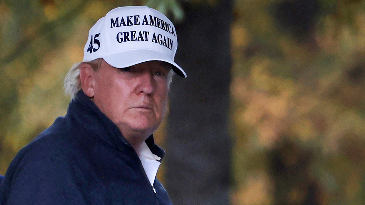 ترامب يتهم بايدن بـ"طرح نفسه بشكل زائف" على أنه الفائز