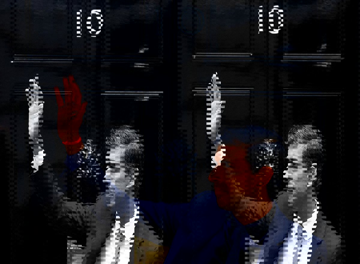 هل يواجه ريشي سوناك مصير تيريزا ماي؟