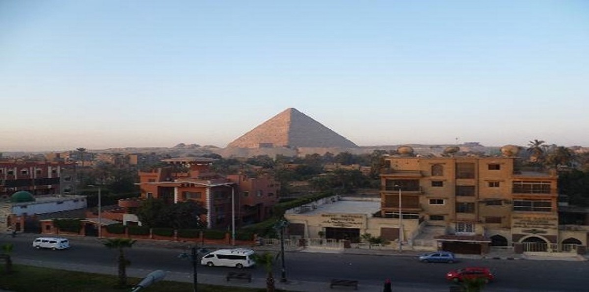 مصر.. مخاوف اقتصادية على قطاعي الاستثمار والسياحة بعد تفجير كمين الهرم