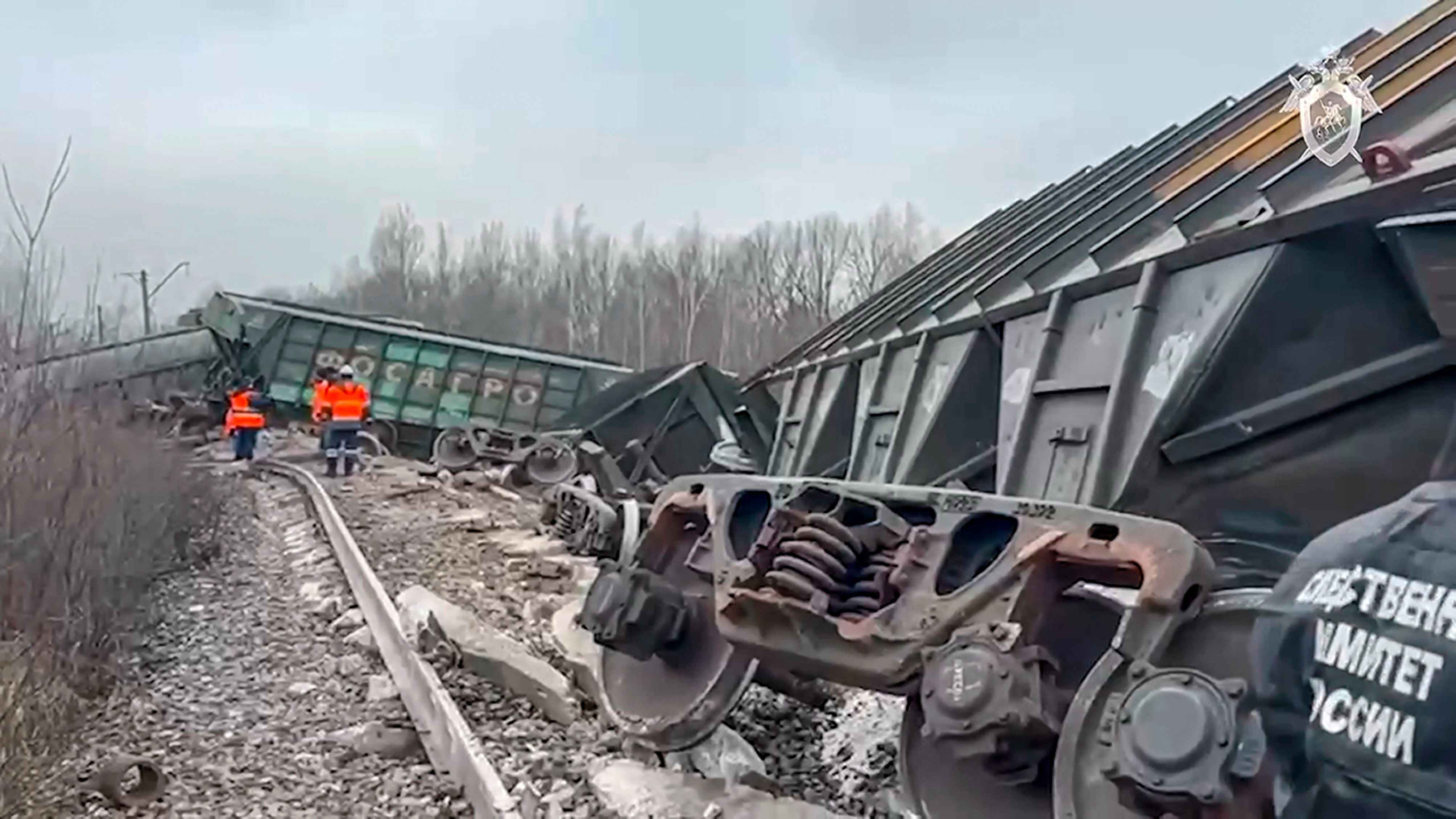 20 إصابة جراء خروج قطار عن مساره في روسيا (فيديو)