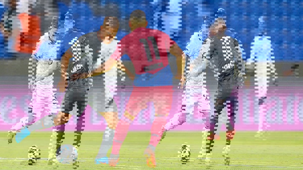 الشباب يتجاوز الوحدة ويضرب موعدا مع الهلال في نصف نهائي البطولة العربية