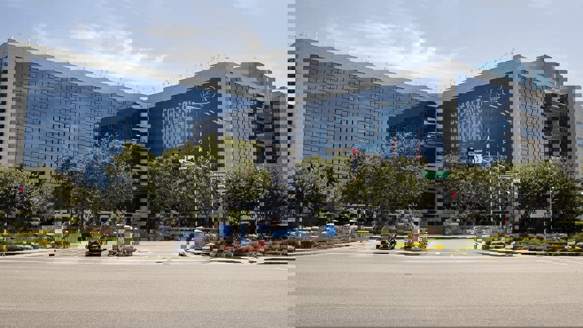 بـ 5.4 مليار دولار.. إنتل تستحوذ على تاور الإسرائيلية لصناعة الرقائق