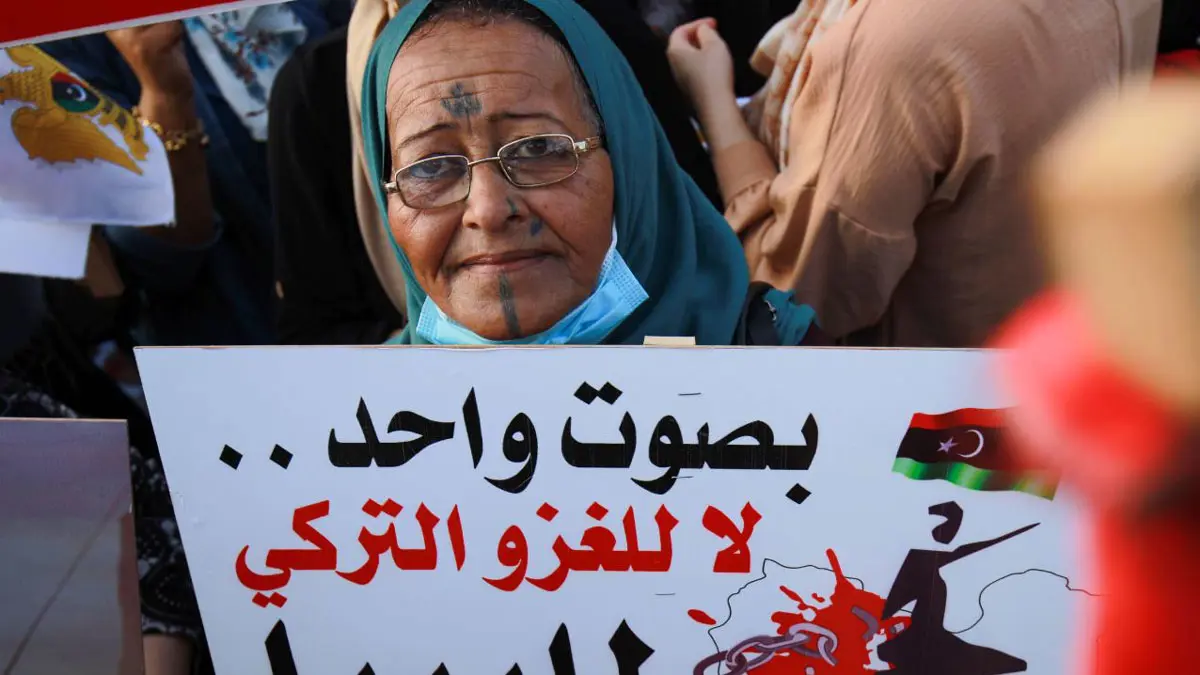 عبر "عمليات التبديل".. تركيا "تتحايل" على الاتفاقات الدولية بشأن سحب المرتزقة من ليبيا