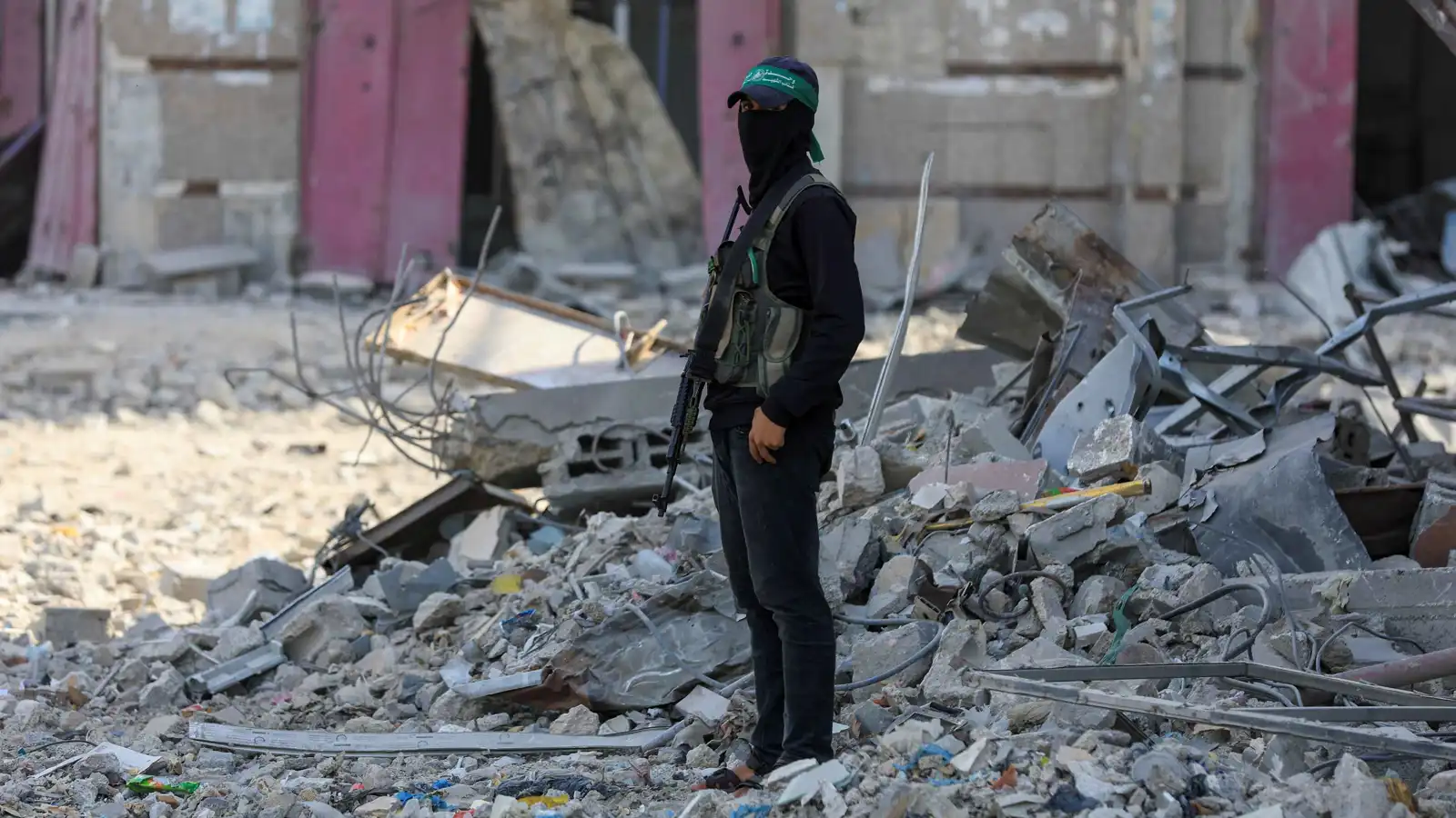 بعد تسليم هدار غولدين.. حماس تغلق ملف مختطفي ما قبل الحرب في غزة