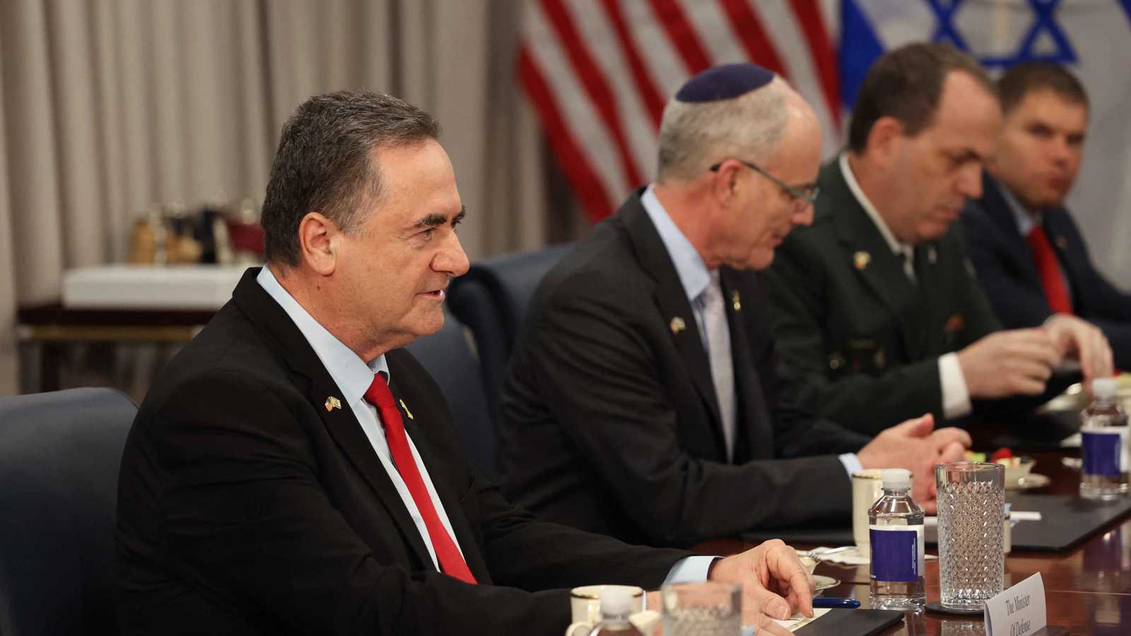 خشية التسييس.. كاتس يحدد موعد إغلاق إذاعة الجيش الإسرائيلي