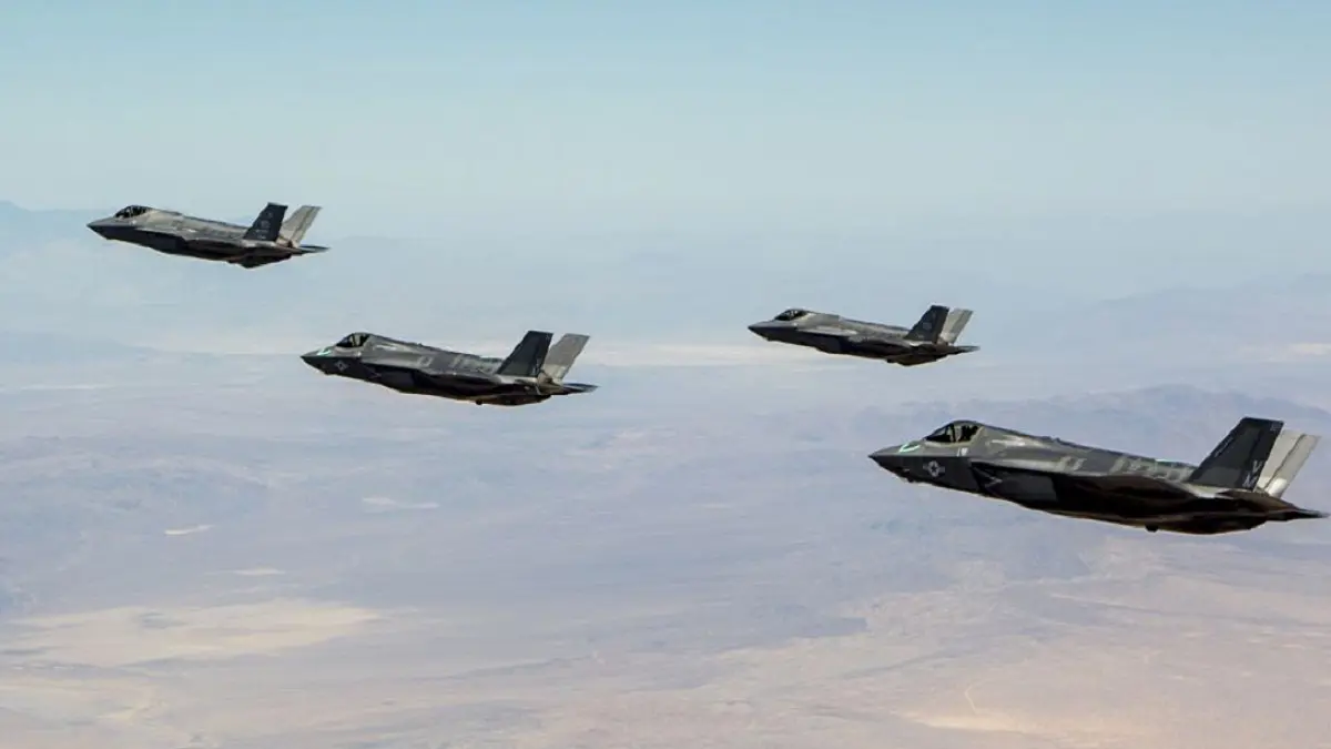 تحليق كثيف لطائرات أمريكية فوق أجواء العراق