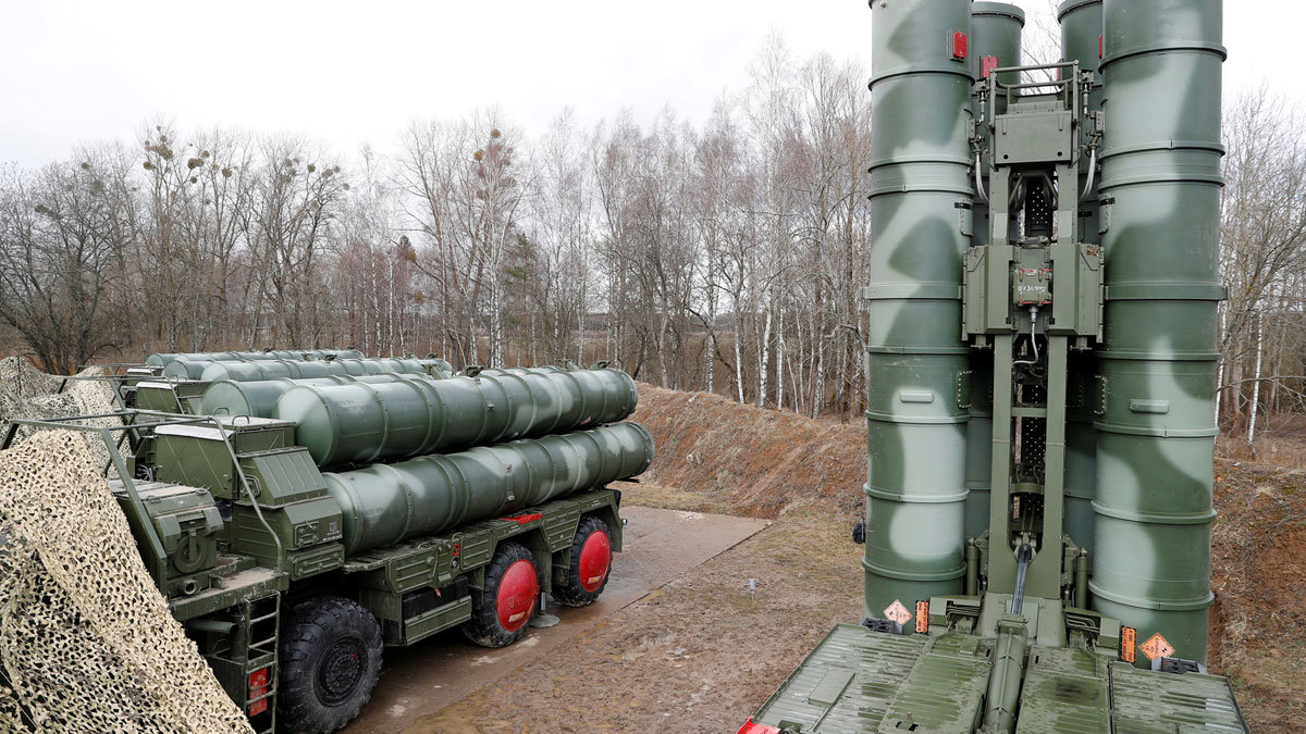 مصادر: واشنطن تعتزم فرض عقوبات على تركيا لشرائها منظومة "إس-400"