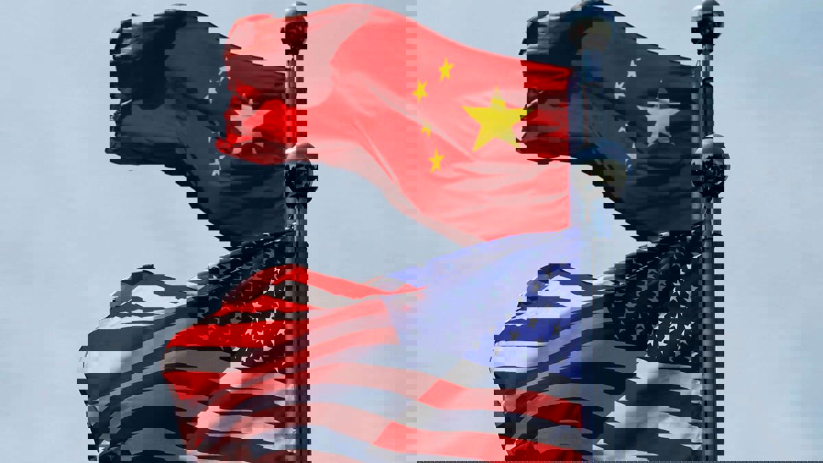 "المعادن الحرجة".. خط المواجهة المقبل في التنافس الأمريكي الصيني