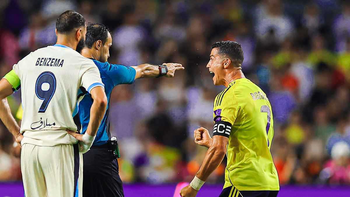 يريد الرد على تغريدة "ظل رونالدو".. بنزيما يتوعد النصر السعودي (فيديو)