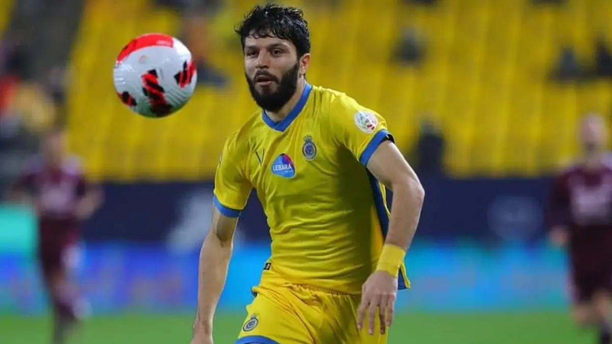 جلال الدين ماشاريبوف لاعب النصر يرفض توصية الطبيب بالخضوع لعملية جراحية