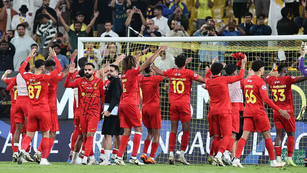 عساكم وثقتوا الفيلم.. القادسية يسخر من النصر بتغريدة مثيرة (صورة)