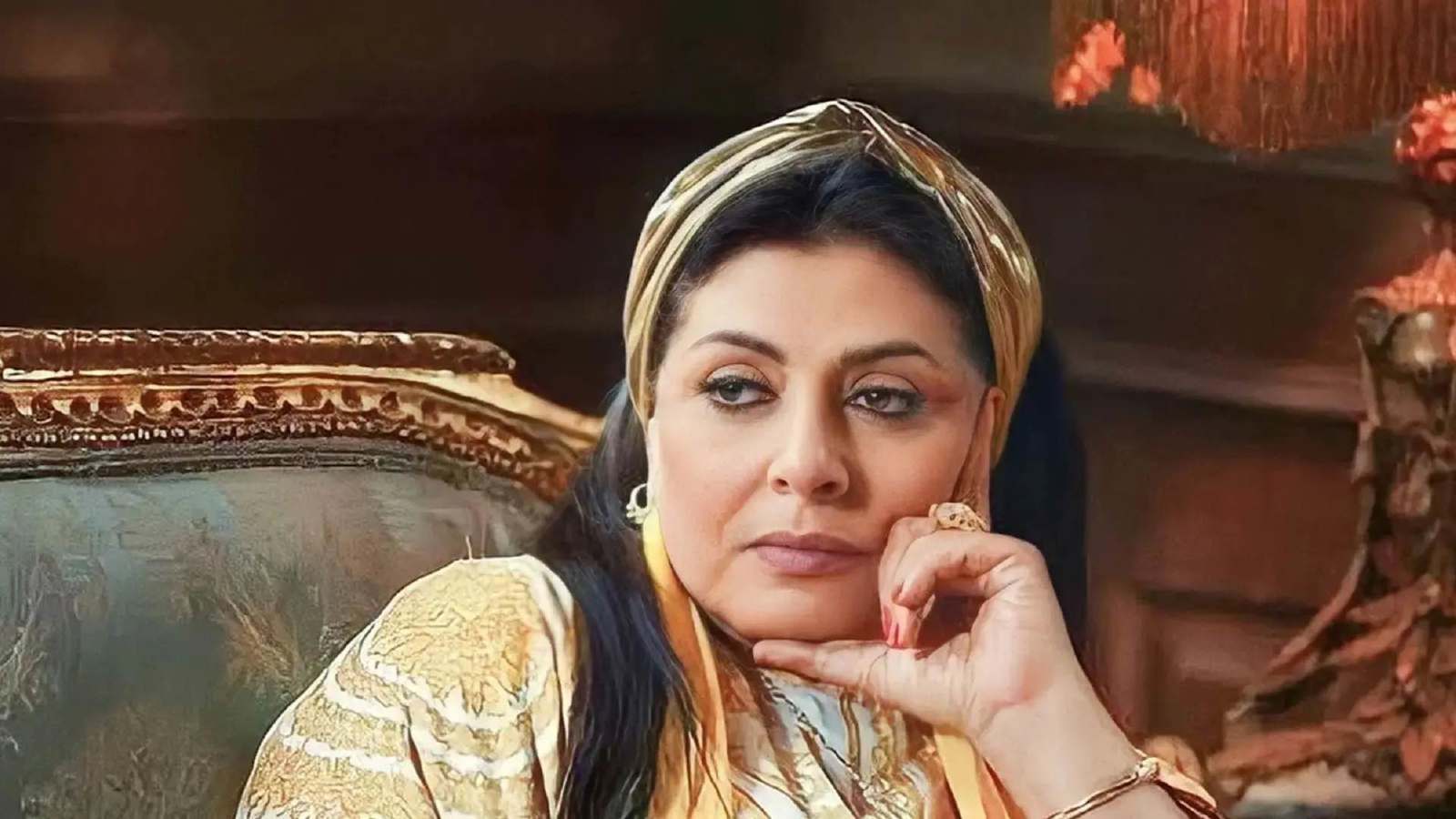 بسبب جائزة.. اتهامات متبادلة بين هالة صدقي ومساعدتها السابقة