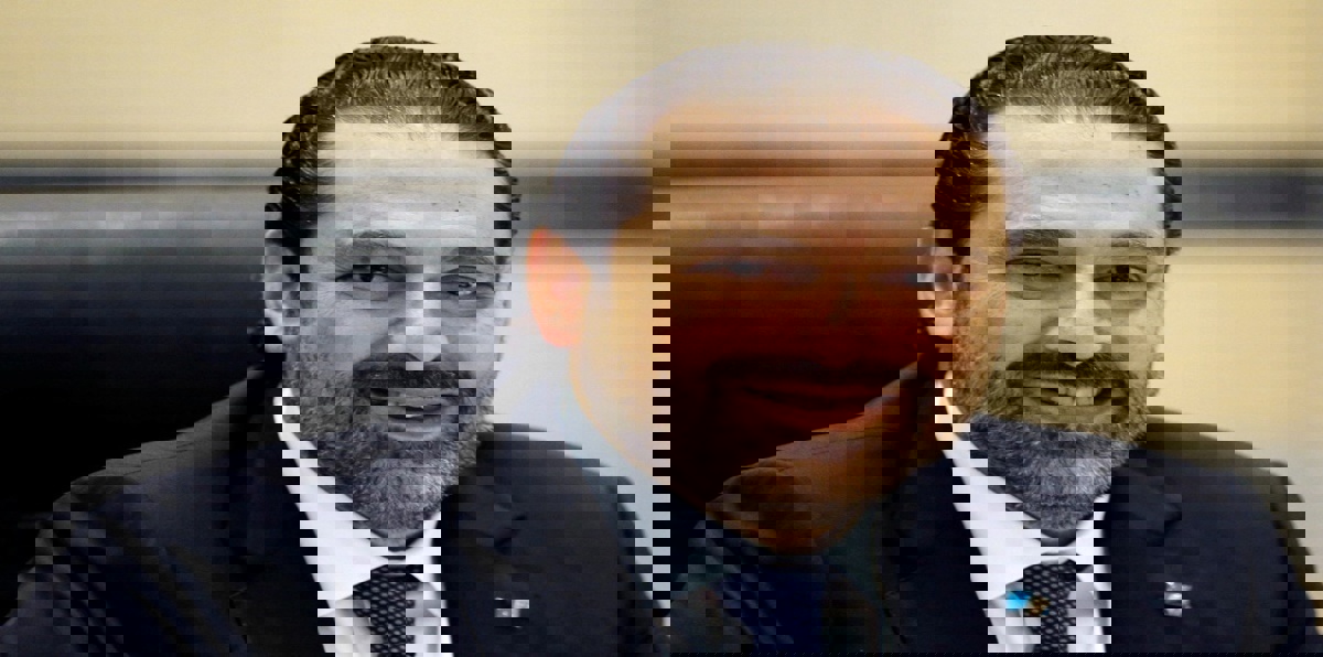 سعد الحريري يفند مزاعم اعتقاله في السعودية بهذه الصورة