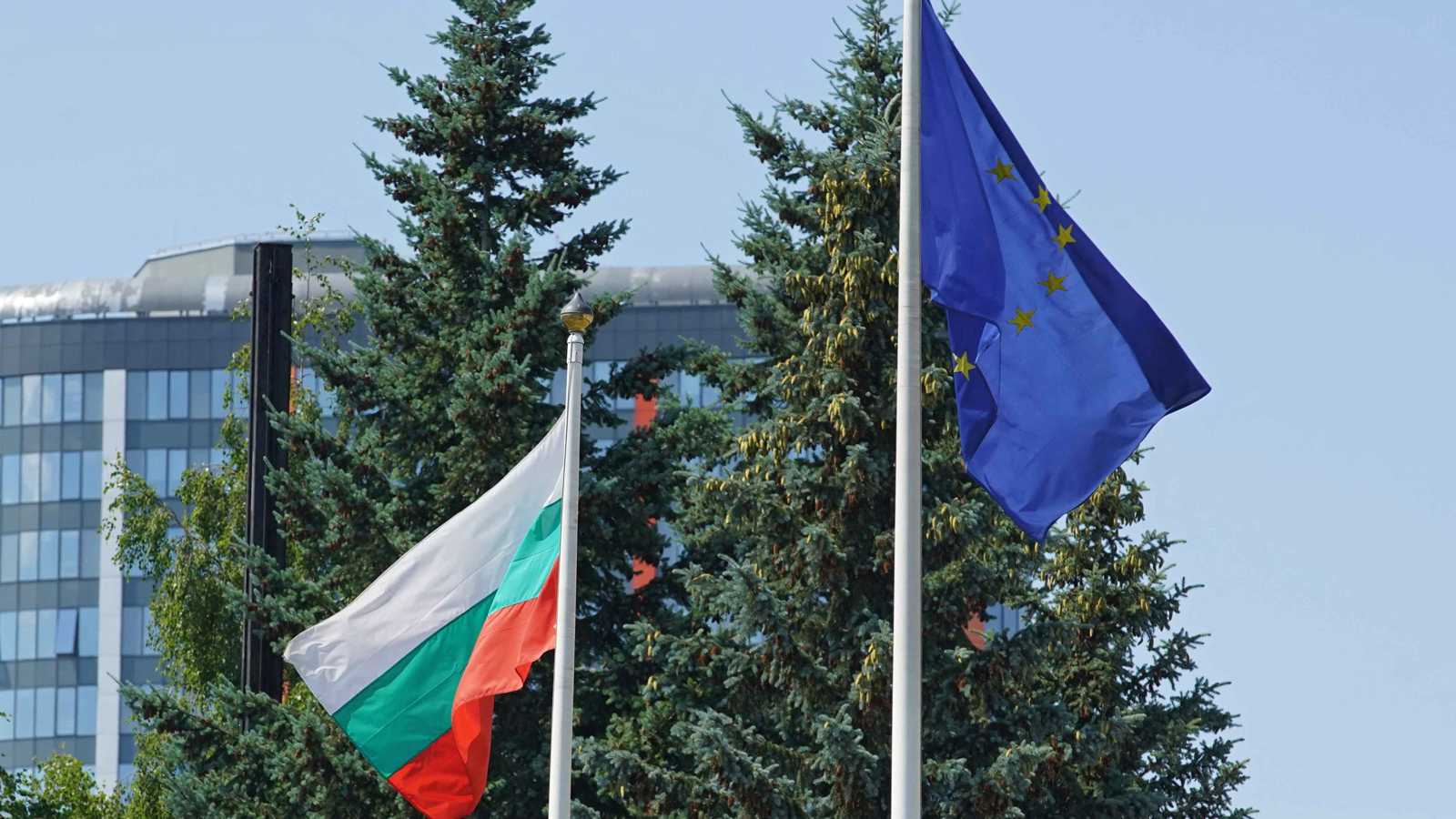 بلغاريا تنضم إلى منطقة اليورو وسط قلق من ارتفاع الأسعار