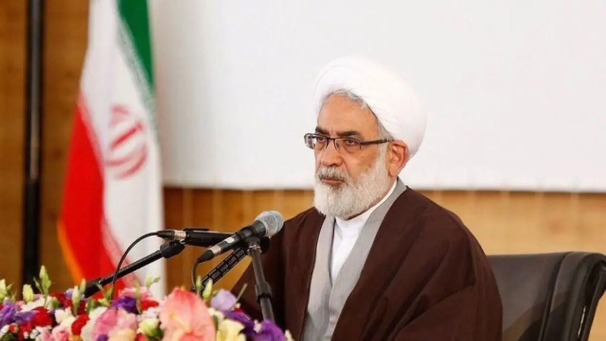 المدعي العام في إيران يهدد المحتجين ويؤيد إجراءات الشرطة