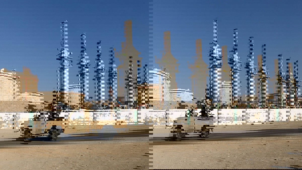 رفع القوة القاهرة عن حقل الشرارة النفطي في ليبيا