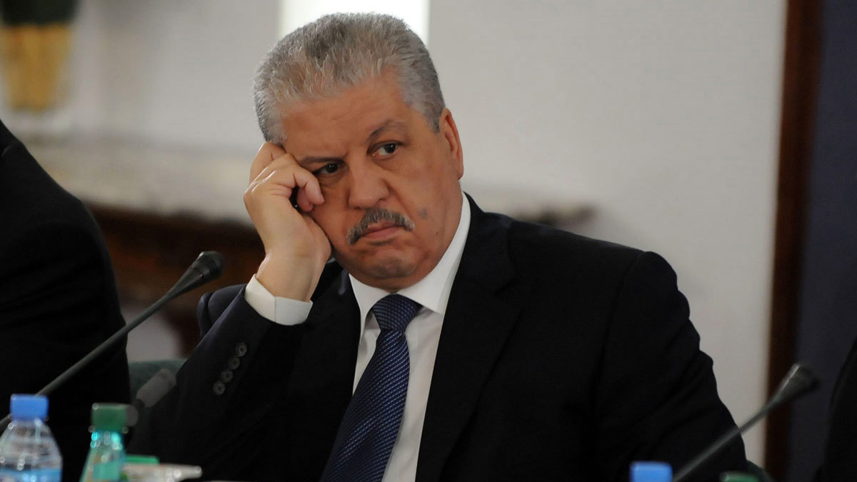 استجواب رئيس الحكومة الجزائرية السابق في قضايا فساد