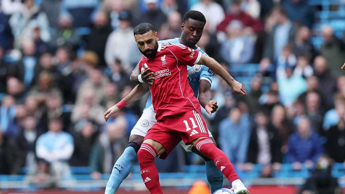 ظل باهت.. مكويست يشن هجومًا كبيرًا على محمد صلاح 