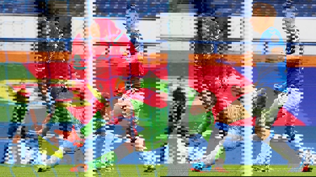 خطط ليفربول لتعويض فان دايك