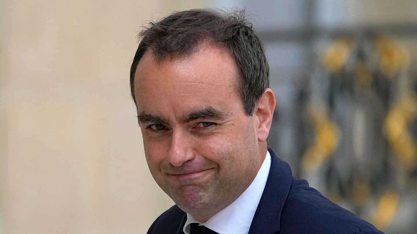 بعد استقالة لوكورنو.. برونو لومير يينسحب من الحكومة الفرنسية