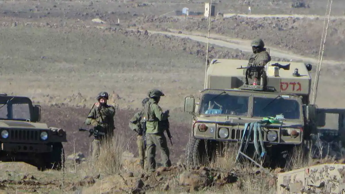 بـ 3 دبابات.. قوة إسرائيلية تتوغل في جنوب سوريا
