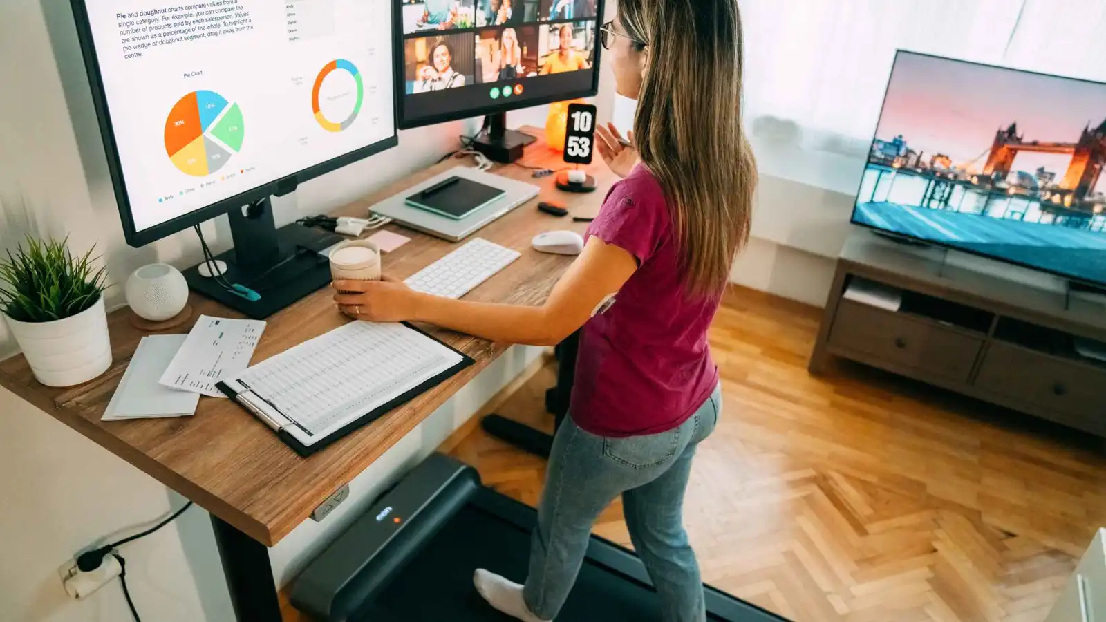 أجهزة المشي المكتبية.. هل تغير قواعد العمل من المنزل؟