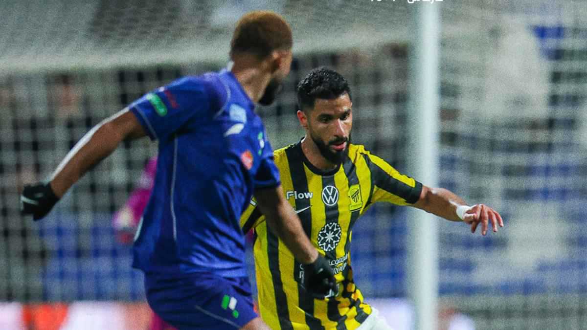 ترتيب الدوري السعودي.. الاتحاد يفرط في تقدمه ويتعادل أمام الفتح بسيناريو درامي 