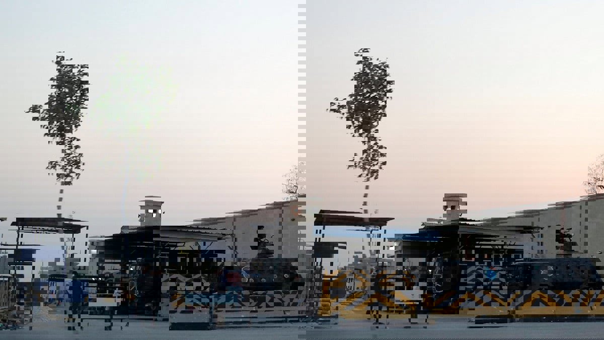 مصر.. تجديد حبس 3 قيادات إخوانية بتهم الإرهاب