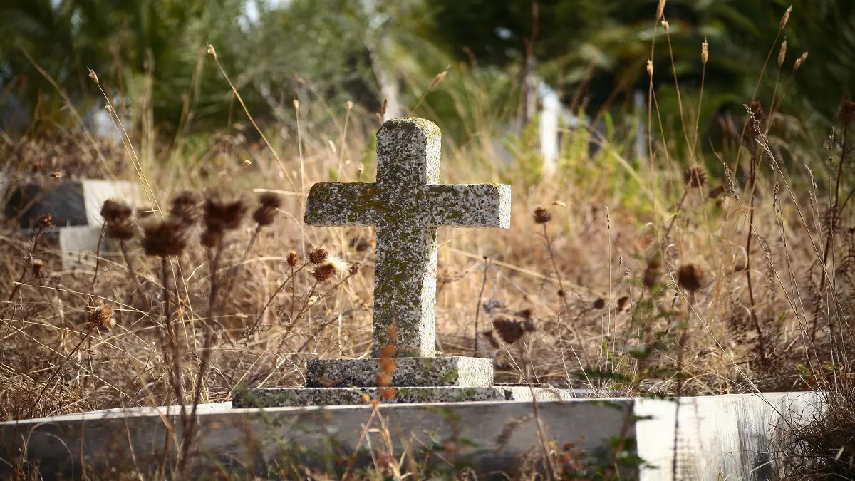 احتراق مقبرة للمسيحيين في طهران (فيديو)