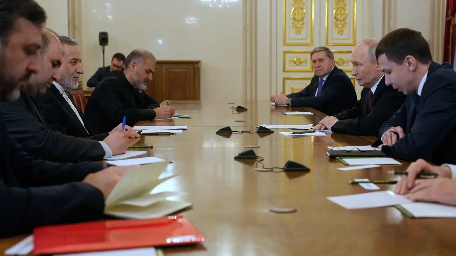 الخارجية الإيرانية: مطالب واشنطن تُبطئ المسار الدبلوماسي