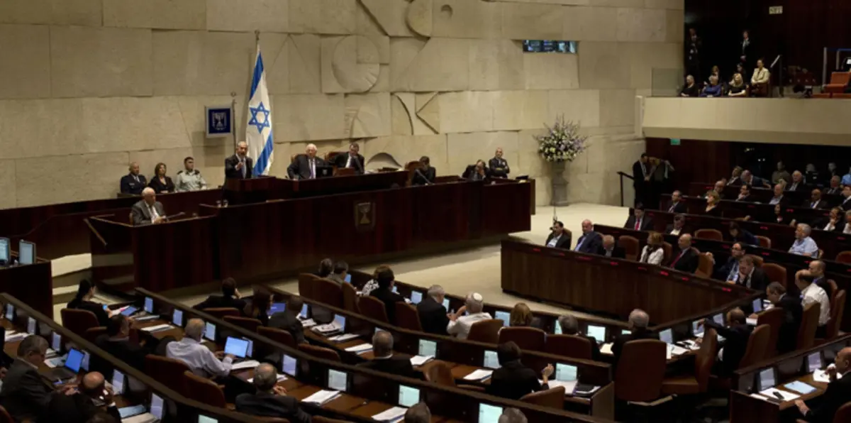 إسرائيل تشهر "ترسانة" قوانين وقرارات ضد الفلسطينيين