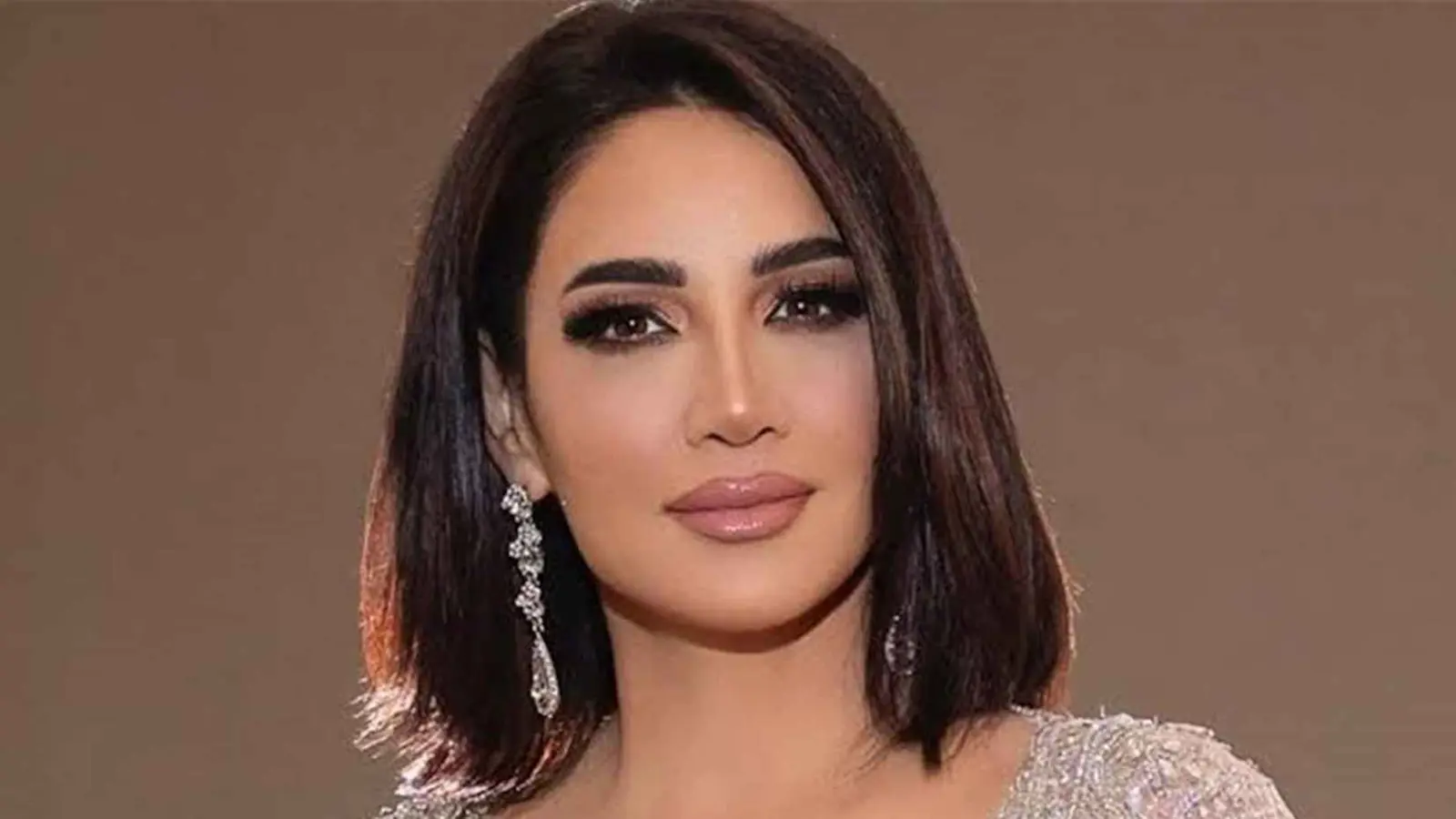 بعد عملية جراحية.. ديانا حداد "تعتذر" من متابعيها (صورة)