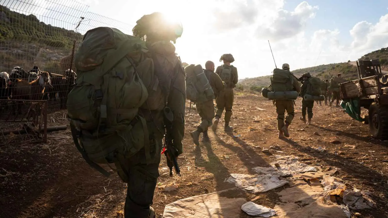 "ساعات حاسمة".. لبنان يترقب ونتنياهو يتوعد بـ"الاجتياح"