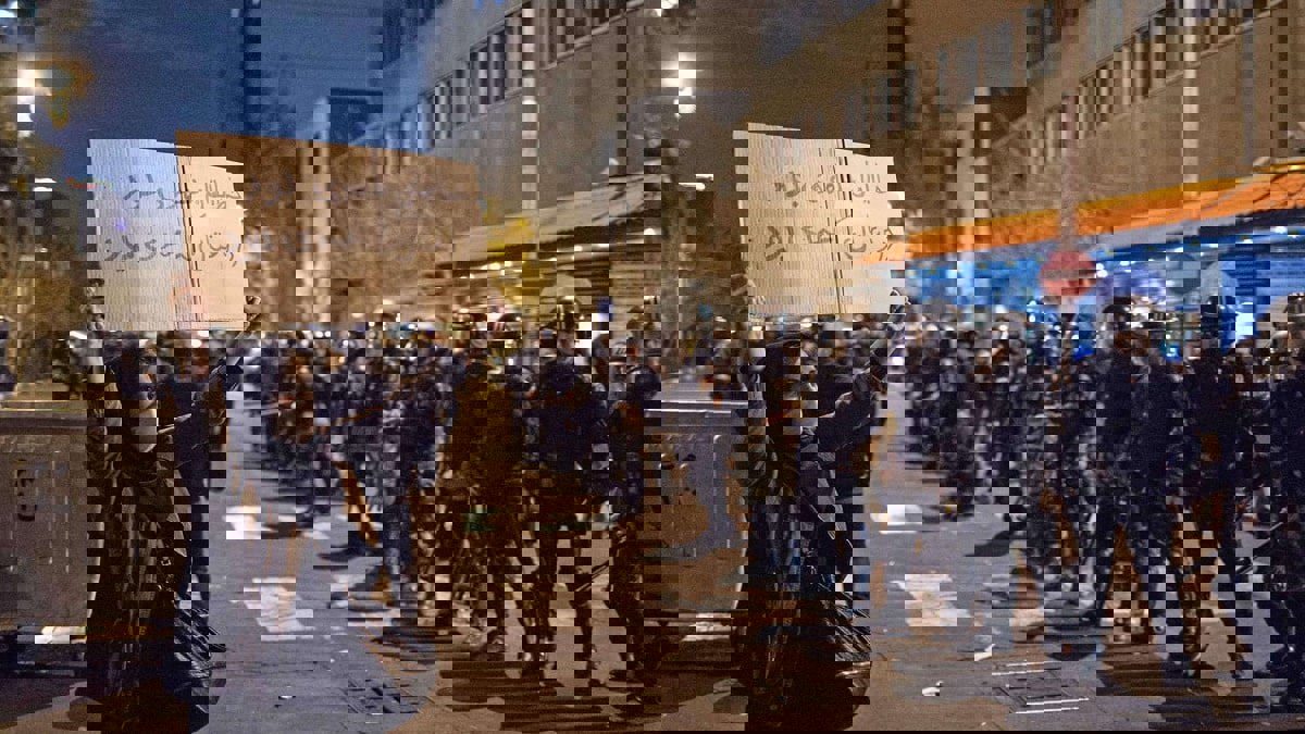 إيران تحكم على ناشطة سياسية بالسجن 6 سنوات بتهمة التحريض على النظام