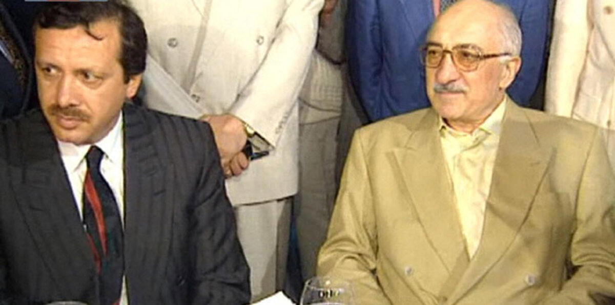 الصراع بين رجب وفتح الله