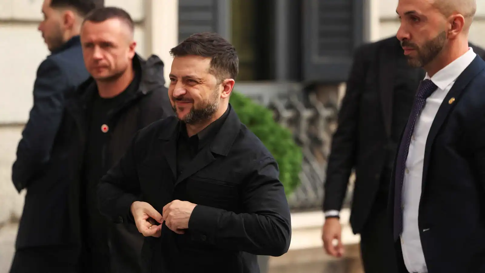 قمة إسطنبول.. أردوغان يعتزم عقد محادثات مع زيلينسكي "فقط"