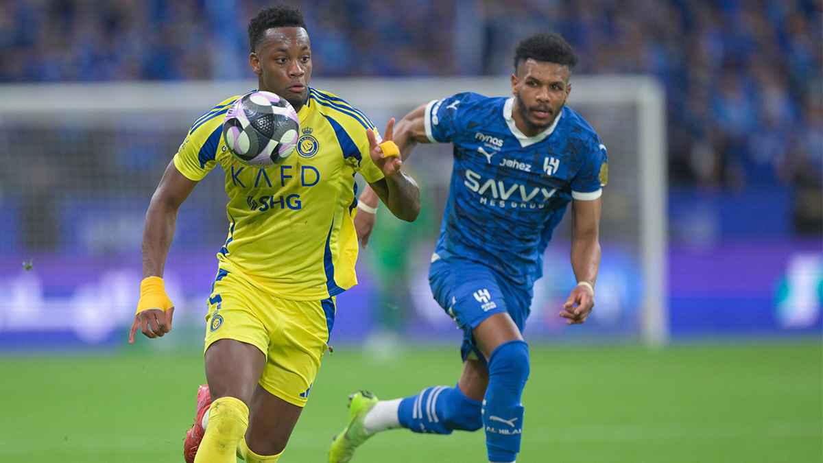 هل انتهت مرحلة علي البليهي مع الهلال السعودي؟