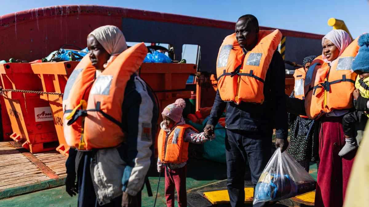 خبراء: تصنيف تونس "بلداً آمناً" مخطط أوروبي لإيواء المهاجرين