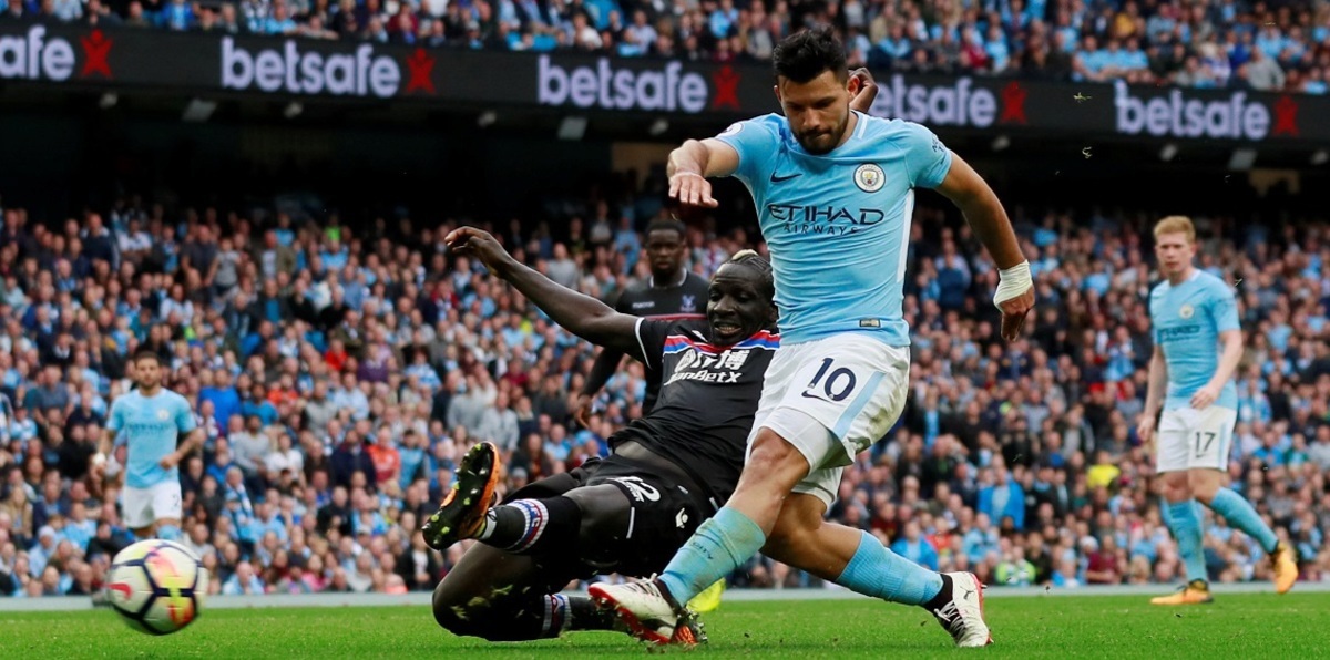 سيرجيو أغويرو على أعتاب إنجاز تاريخي مع مانشستر سيتي