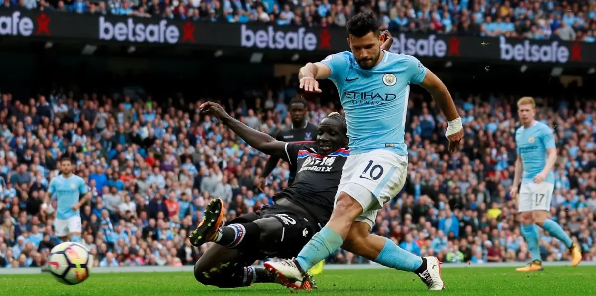 سيرجيو أغويرو على أعتاب إنجاز تاريخي مع مانشستر سيتي