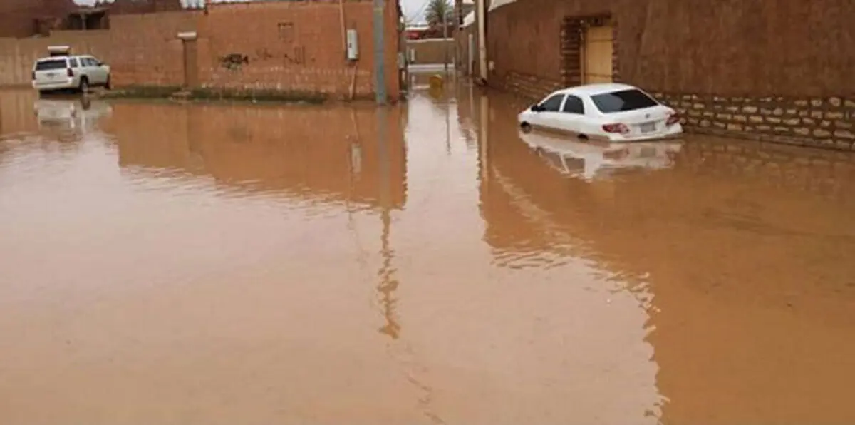 بالصور.. الأمطار تبتلع المقابر في محافظة شقراء السعودية