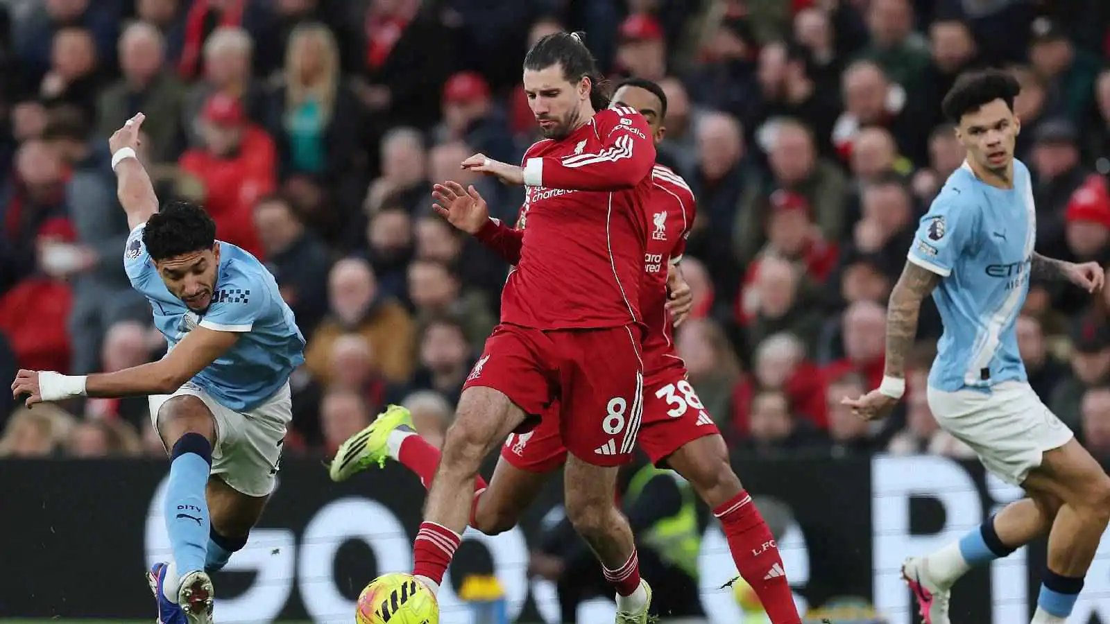 صلاح ومرموش.. من كان الأفضل بالأرقام في مباراة ليفربول ومانشستر سيتي؟