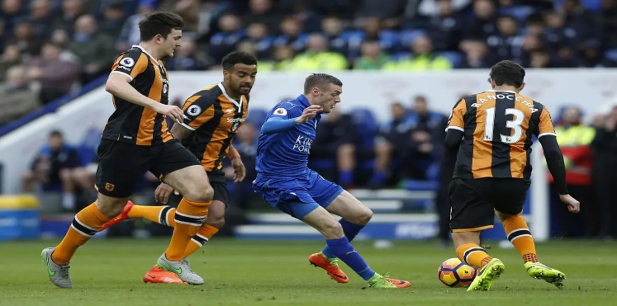 ليستر سيتي يواصل انتفاضته ويبتعد عن مناطق الهبوط