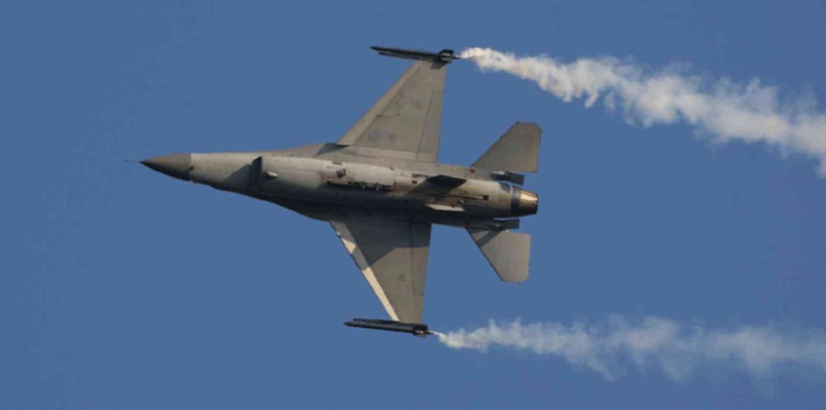 مقتل 20 قياديًا من داعش بقصف جوي في الموصل