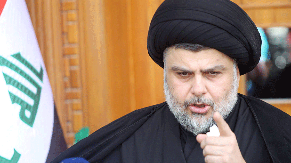 قبيل إعلان التشكيلة الوزارية.. مقتدى الصدر يوجه رسالة صارمة لعادل عبدالمهدي
