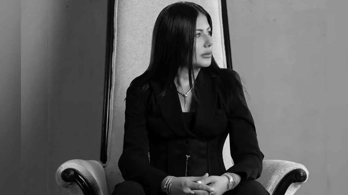 هكذا ردت مصممة زي محمد رمضان كوتشيلا" على المنتقدين (فيديو)