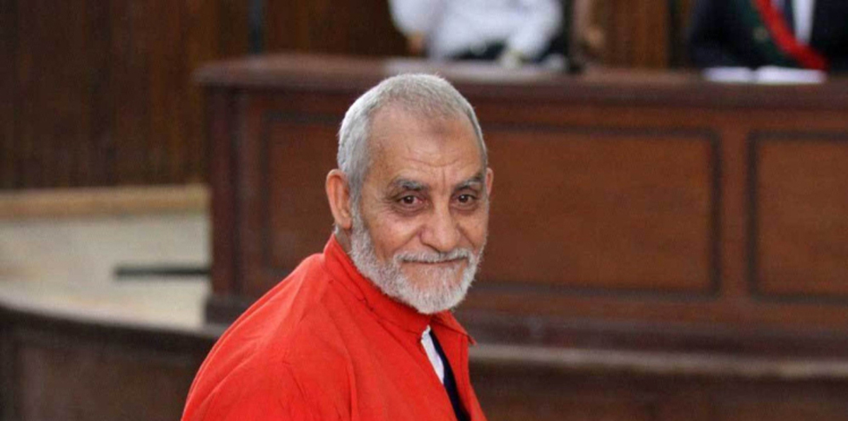 إخلاء سبيل زوجة وابن مرشد إخوان مصر في قضية "الكيانات الإرهابية"